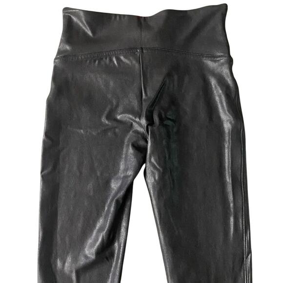 Spanx Faux Leather Leggings High Waisted Smoothing Sleek Black Size Small - Picture 6 of 9